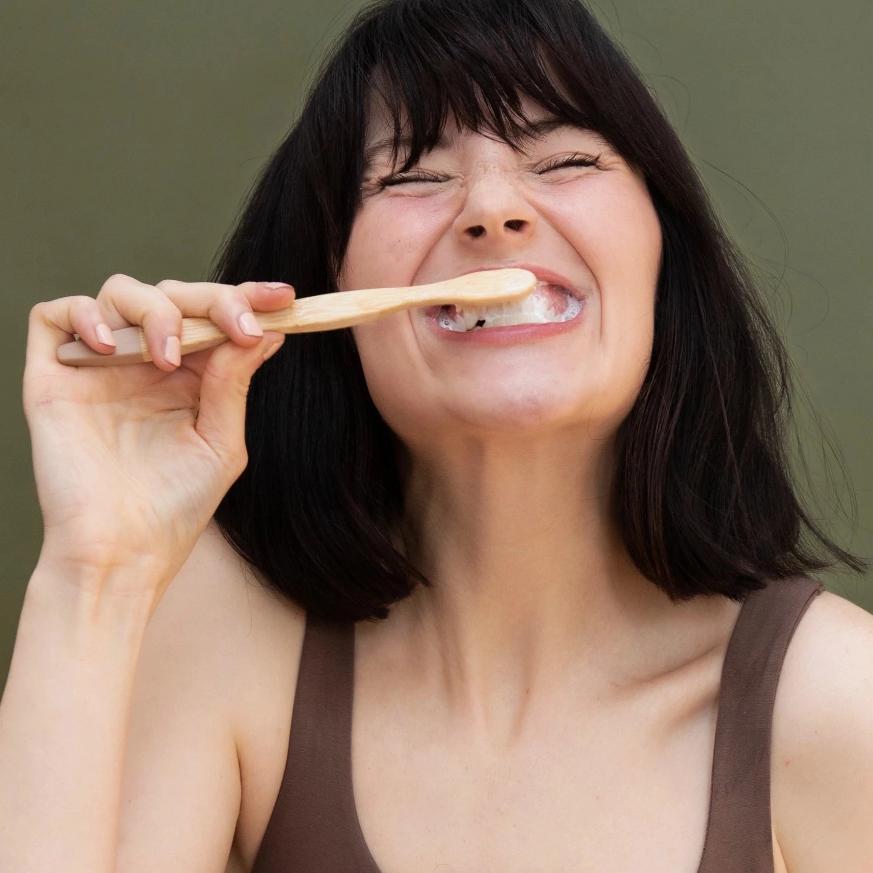 Comprimés de dentifrice à la fraise - réserve de 2 mois - The Future is Bamboo 